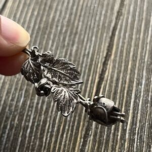 Y2K Kiss of A Rose Vintage Gunmetal Brooch Wildflower Rose Brutalist Grunge Goth